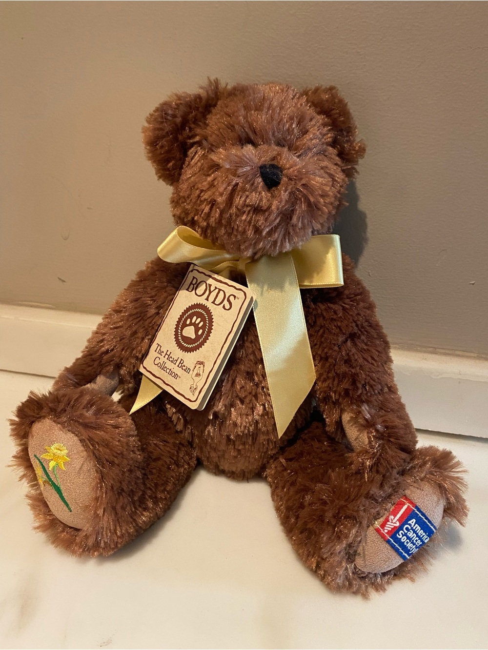 BOYDS BEARS Special Edition “Daffodils R. Hope” Teddy Bear, Head Bean Collection
